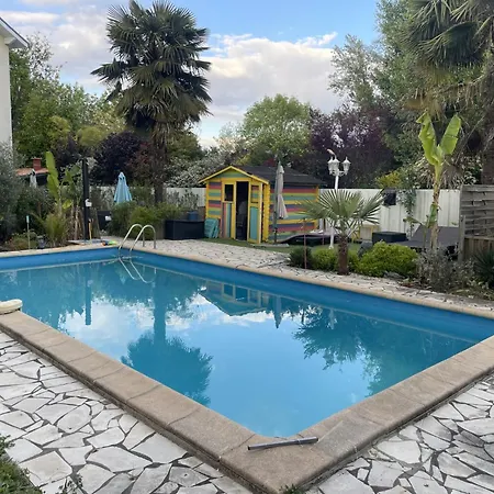 Canal Midi Piscine * 몽토방
