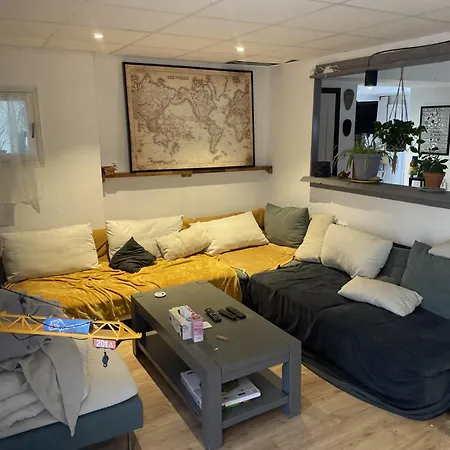 Homestay Canal Midi Piscine