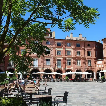 Homestay Canal Midi Piscine